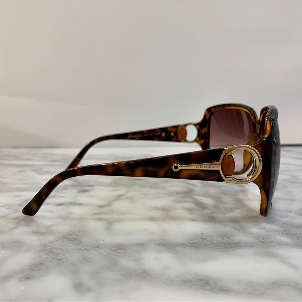 Gucci Brown Oversized Tortoise Sunglasses - Picture 3 of 5
